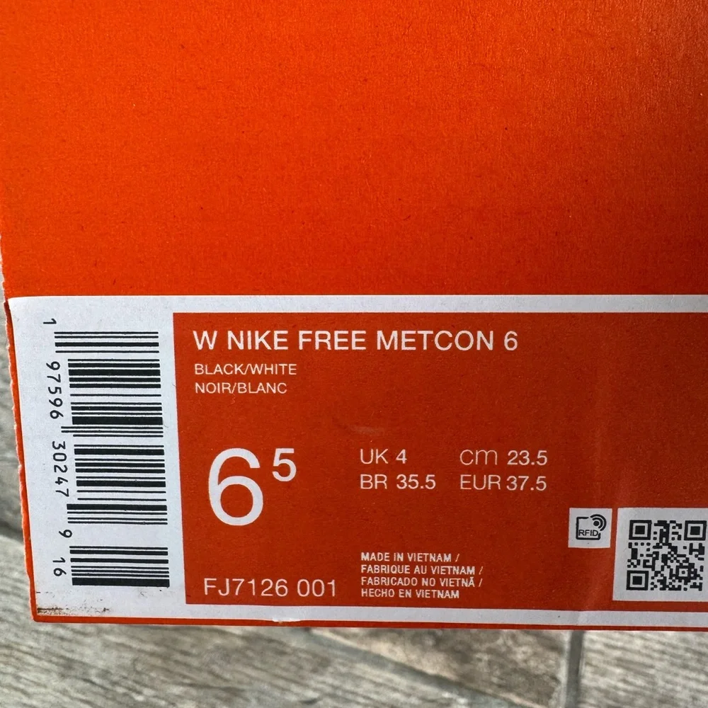 Brand New Nike Free Metcon 6 Black/White Women's Workout Shoes FJ7126-001 - Picture 10 of 10